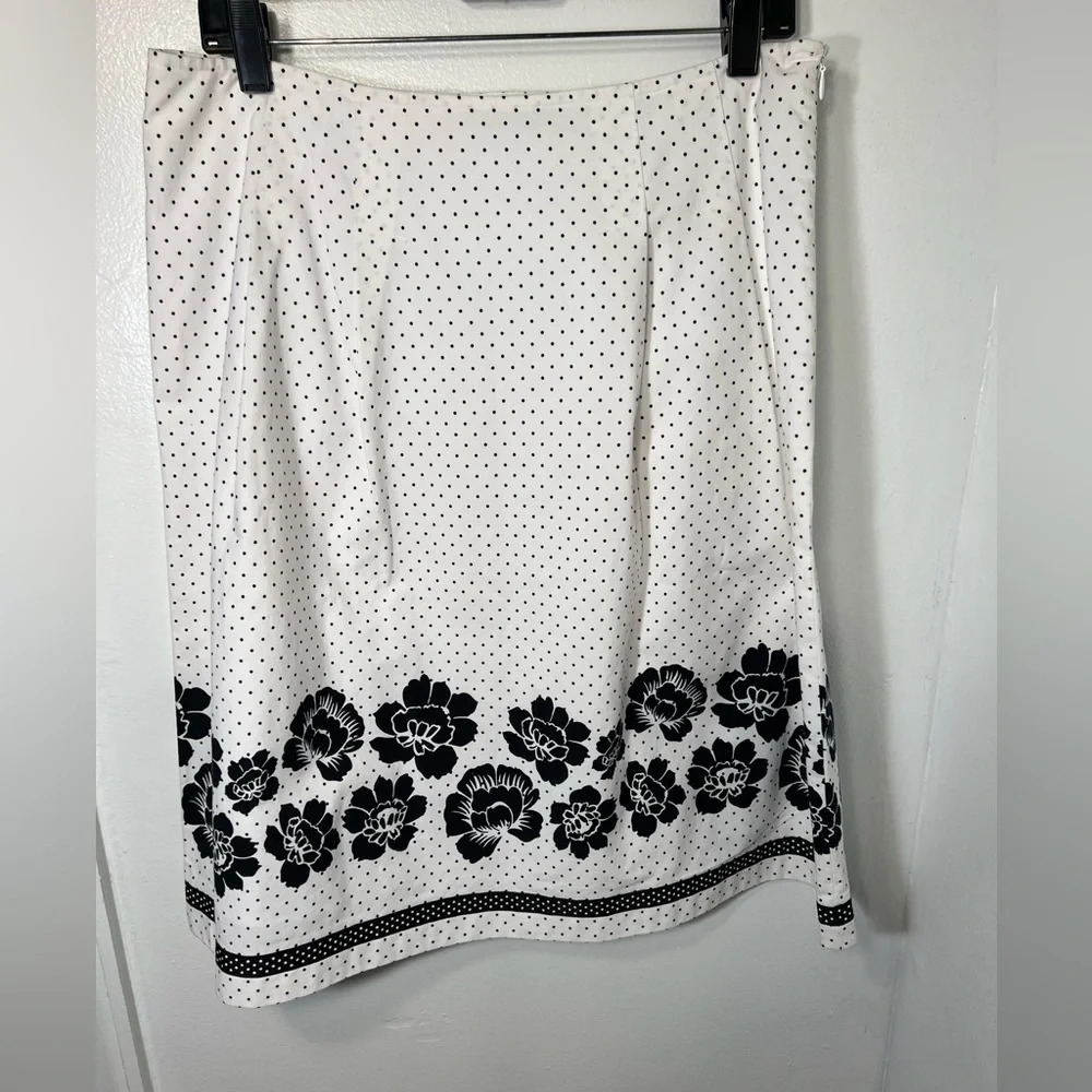 First issue, Liz, Claiborne Co. L:,  white with black polkadot, pleated‎ darting